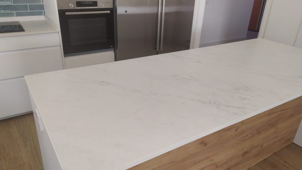 dekton marina cocina tope 1 1 - Catemar Venezuela COSENTINO, DEKTON, LÁMINAS, SOSTENIBILIDAD