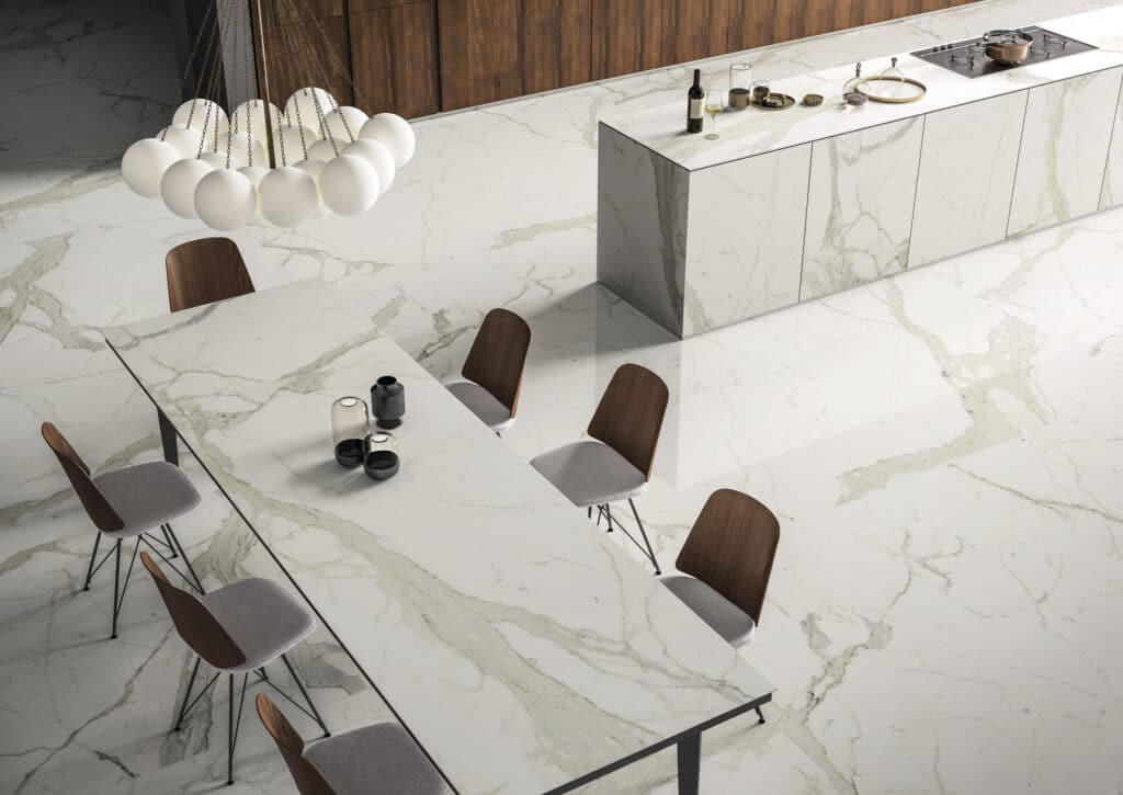 ss ss02 calacatta amb8 kitchen 1 - Catemar Venezuela Sapienstone, LÁMINAS, NUEVO PRODUCTO