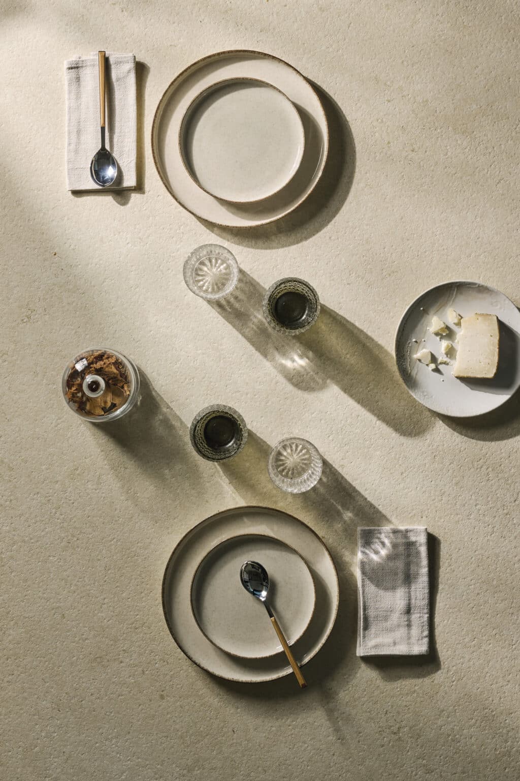 ss-ss02-luna_limestone-_-_-320160-amb46-crockery_set