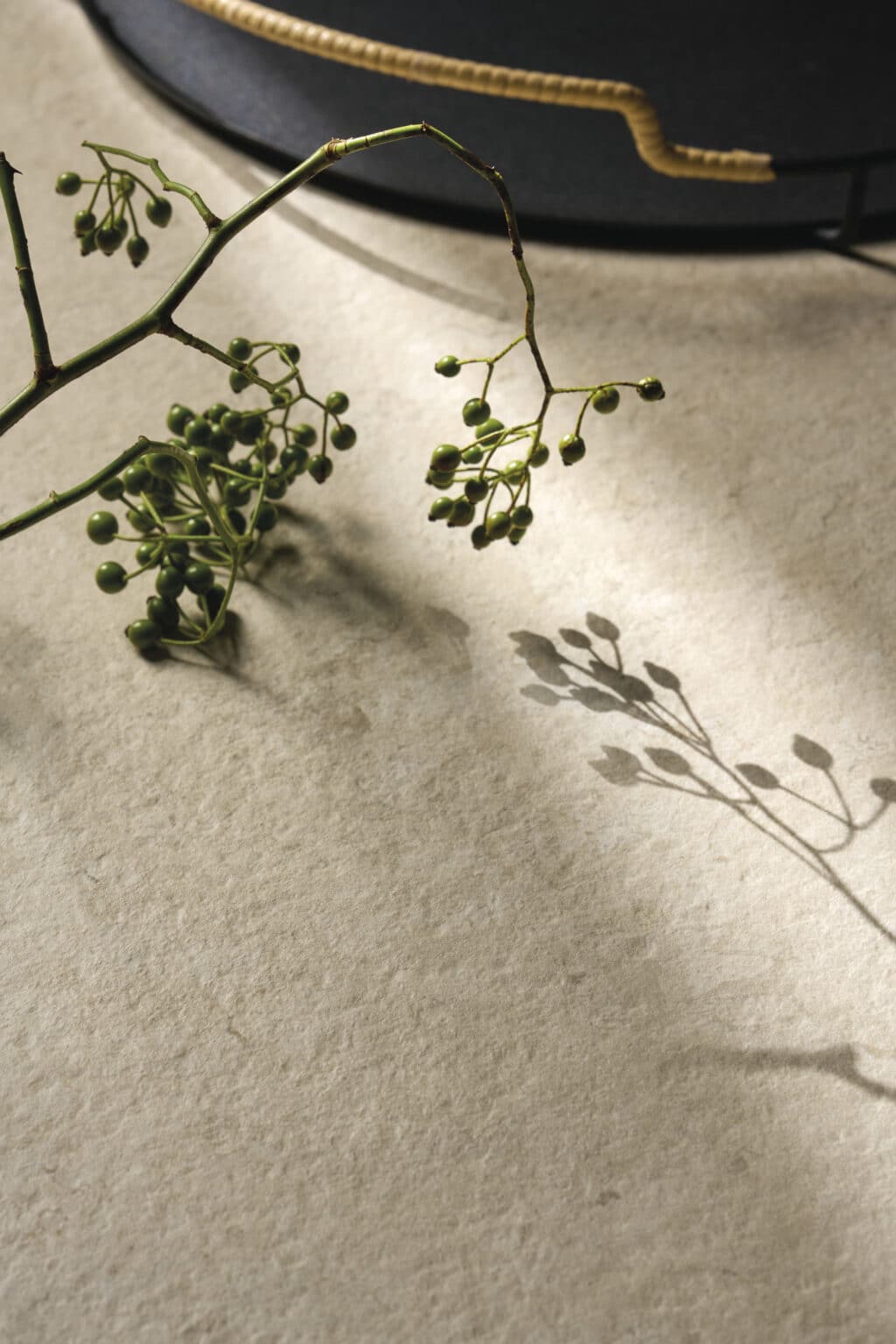 ss-ss02-luna_limestone-_-stru-320160-amb41_part1-tray_sphere